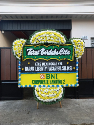 Papan Bunga Duka di Cileungsing