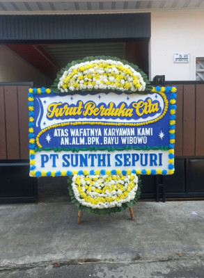 Papan Bunga Duka di Cileungsing
