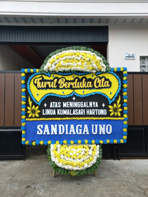 Papan Bunga Duka di Cileungsing